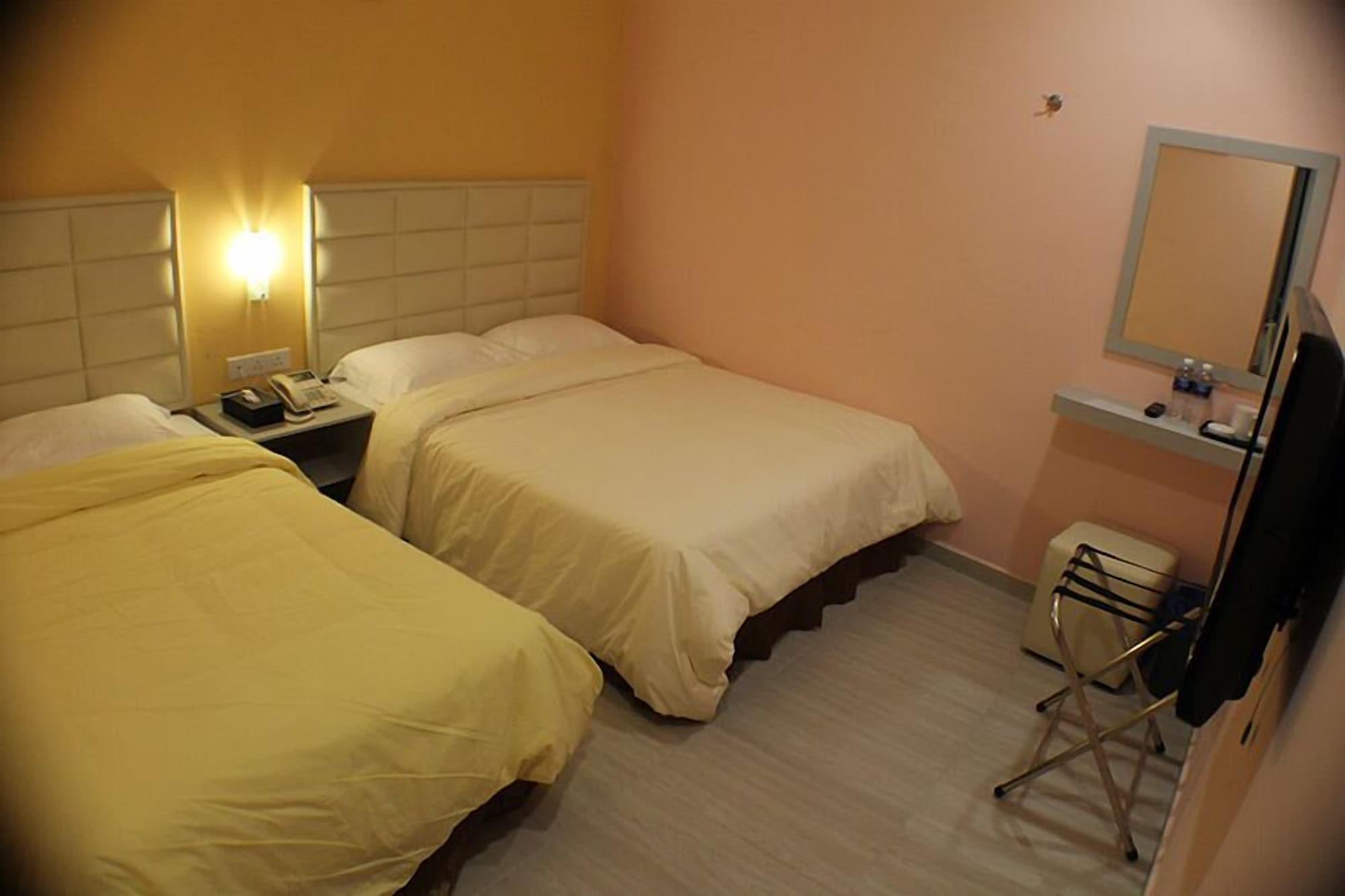 Hotel Zamburger Bukit Indah Johor Bahru Bagian luar foto