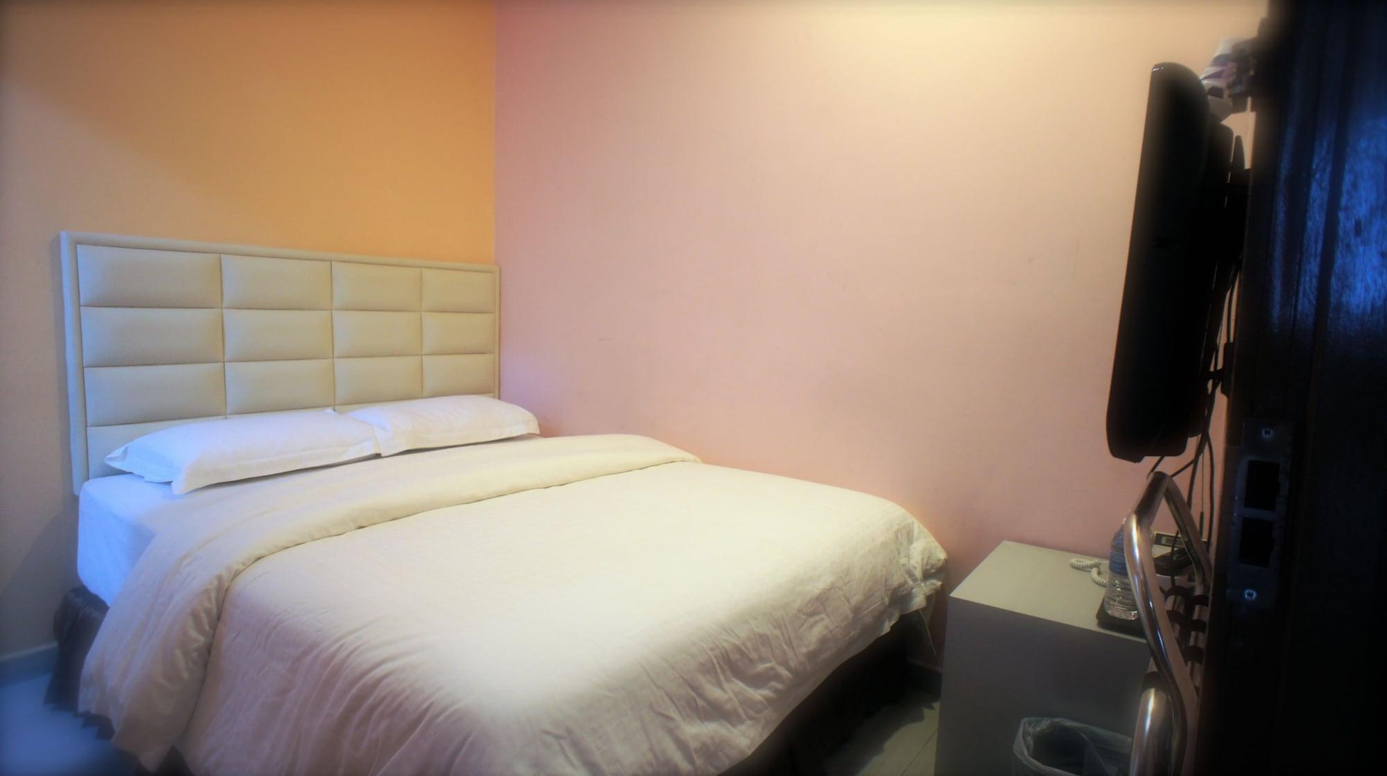 Hotel Zamburger Bukit Indah Johor Bahru Bagian luar foto