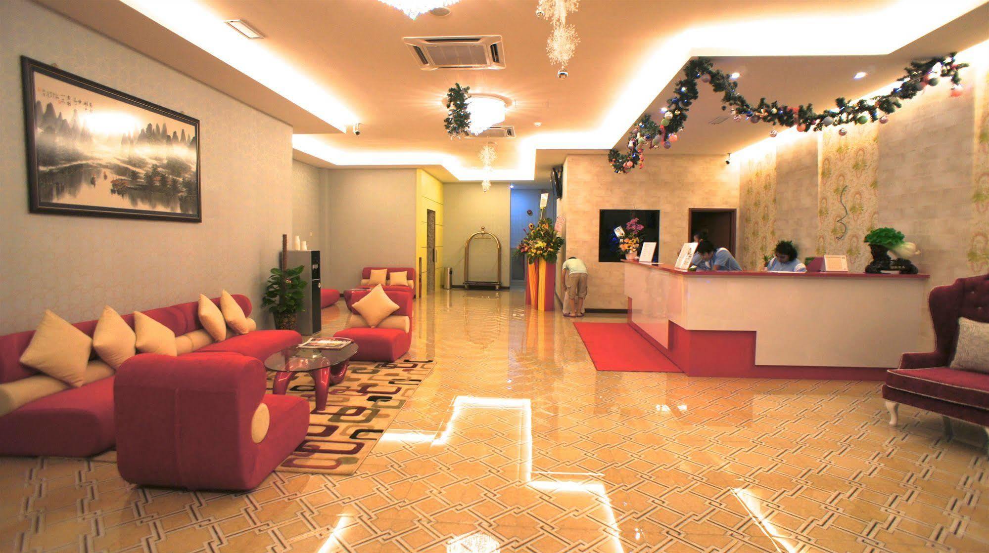 Hotel Zamburger Bukit Indah Johor Bahru Bagian luar foto